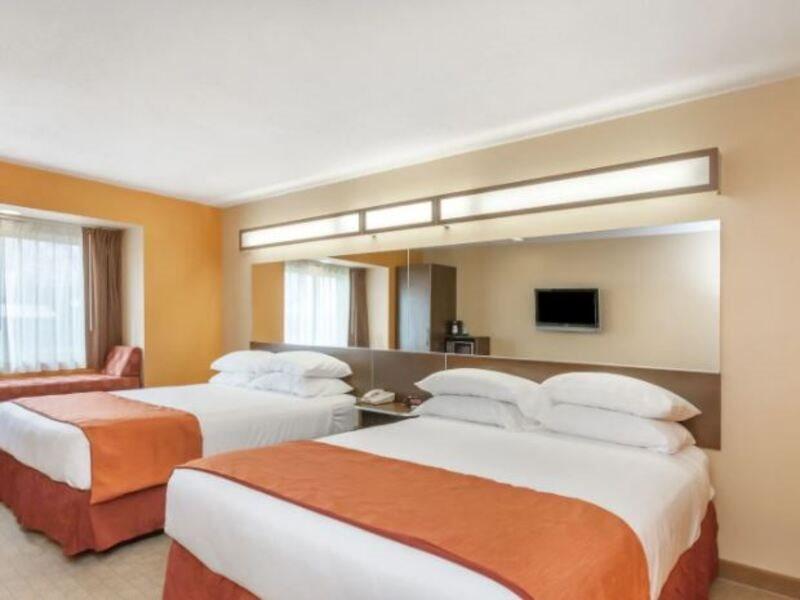 Microtel Inn & Suites By Wyndham Verona Exterior photo